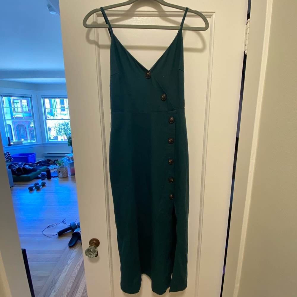 Medium Lush Green Midi Dress